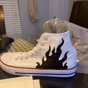 Hand painted custom converse sneakers size 9